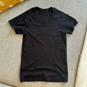 Lululemon Swiftly Tech Short Sleeve Shirt - race length